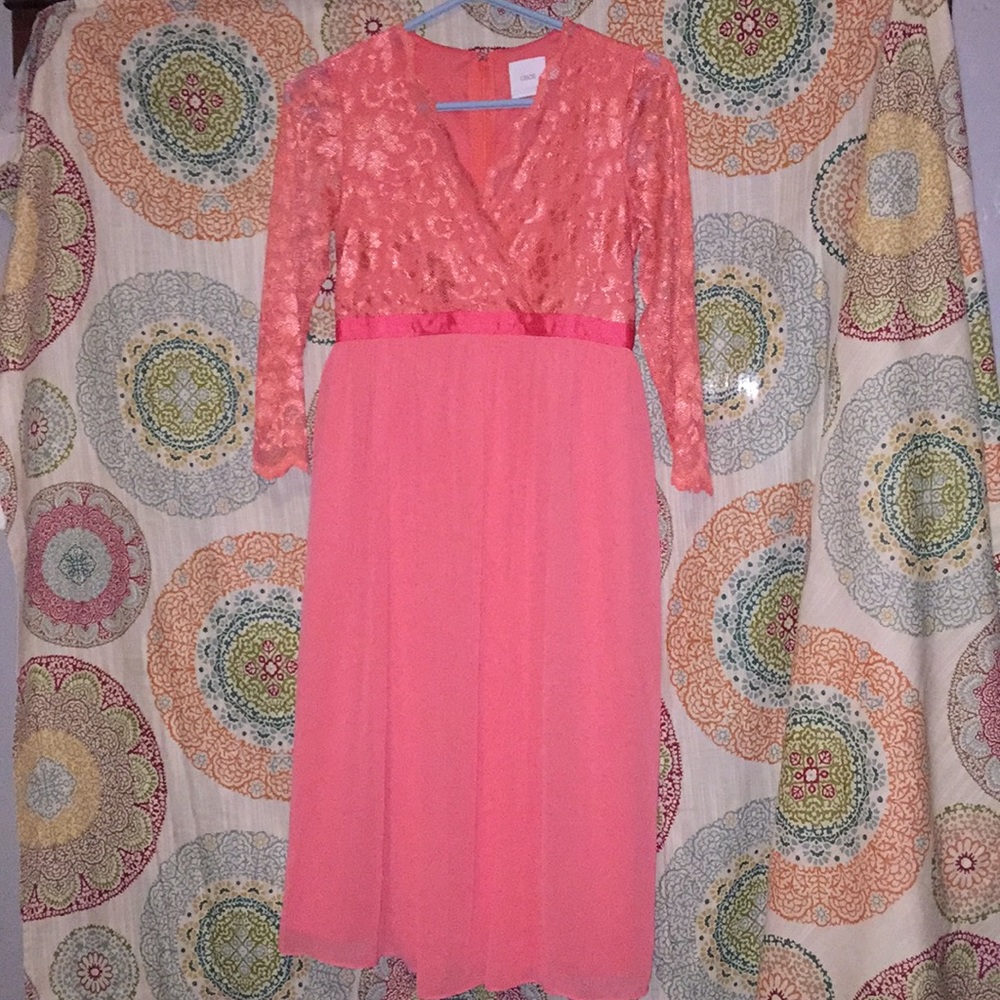 Woman’s ASOS Maternity Dress